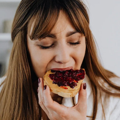 LES TROUBLES ALIMENTAIRES SOUS TOUTES LEURS FORMES : une même origine émotionnelle