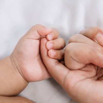 Réflexes archaïques non intégrés chez l'enfant : comportement, motricité et émotions - détecter et libérer tôt